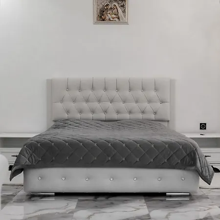 アパート 4-місний номер-студія