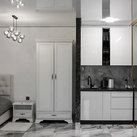 דירה 4-місний номер-студія *